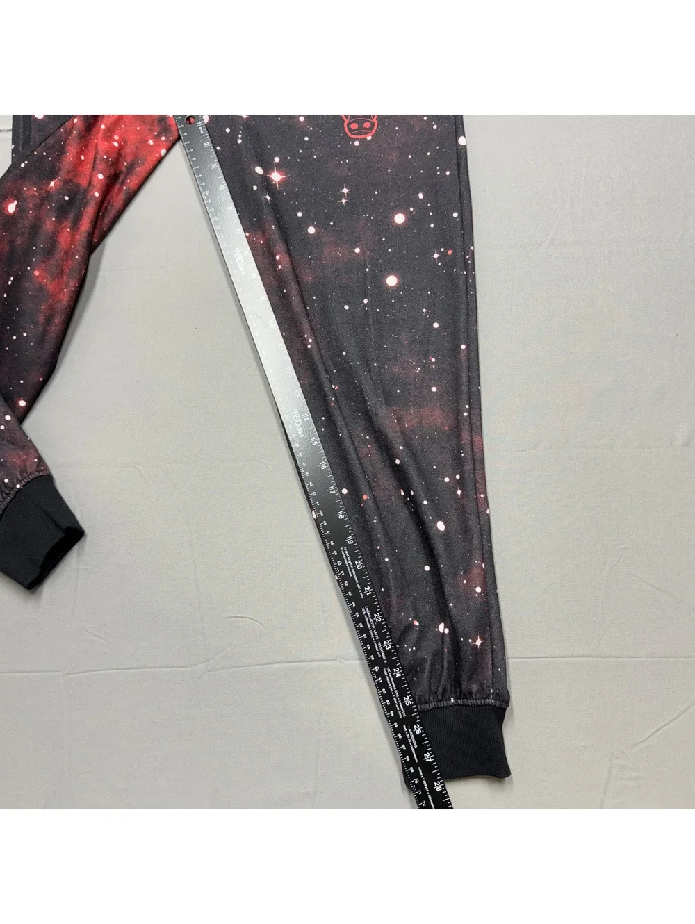 UNK NBA Chicago Bulls Galaxy Space Joggers Sweatpants Adult Medium Black Red